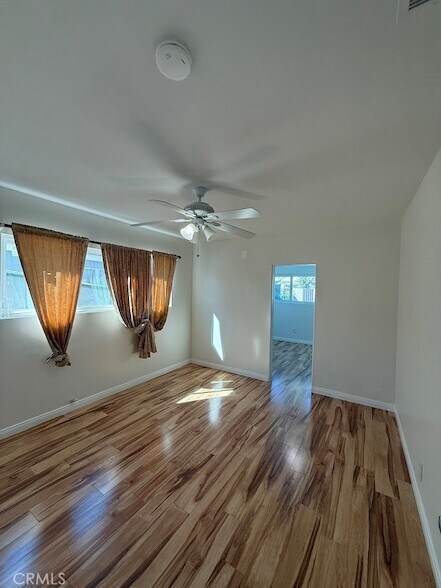 Building Photo - 9762 Stanwin Ave