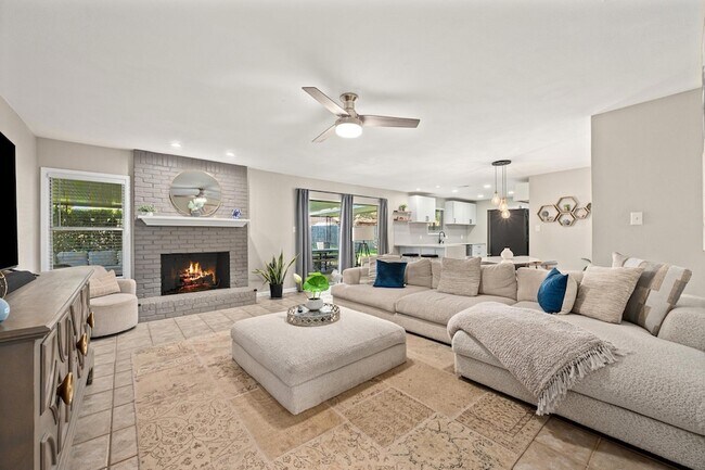 Building Photo - 11506 Pyreneese Dr