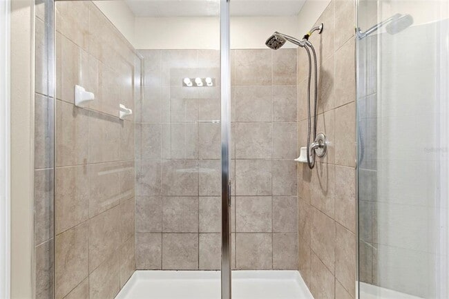 Building Photo - 16948 Storyline Dr