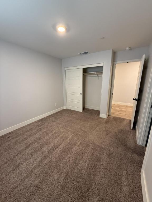 Building Photo - 2124 Ukiah Ct