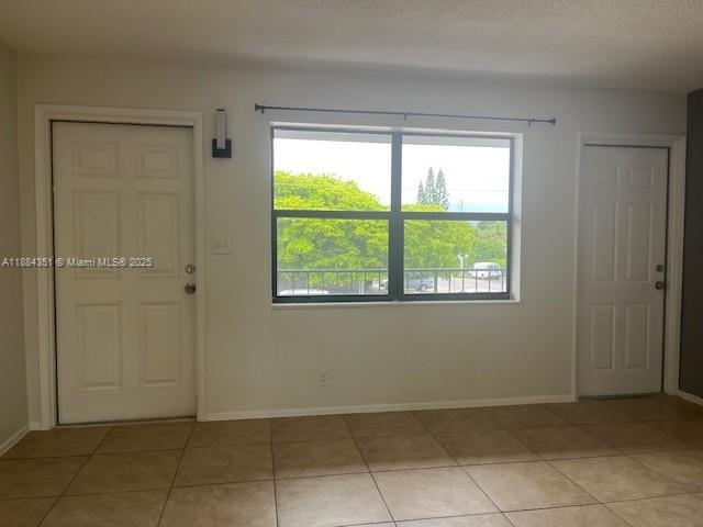 Building Photo - 5610 NE 18th Ave