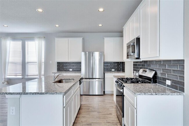 Building Photo - 1105 Burin Dr