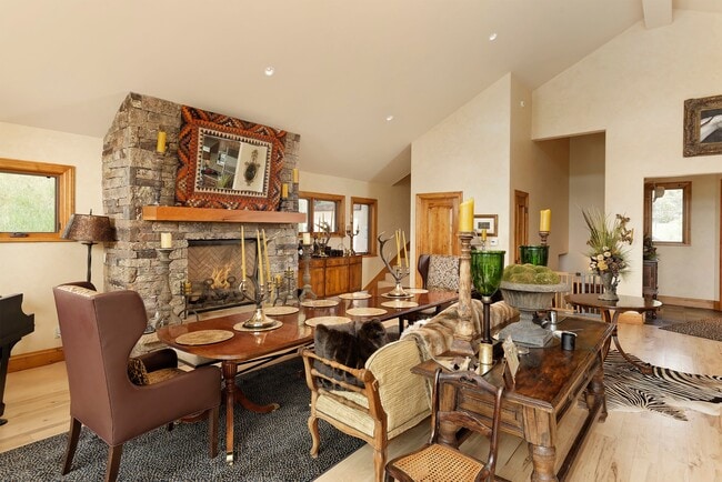 Building Photo - 121 Ridge Rd