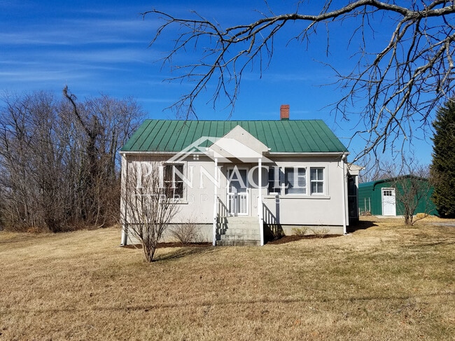 Primary Photo - 164 Thomas Rd