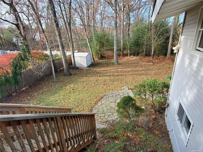 Building Photo - 28 Longhorn Ln
