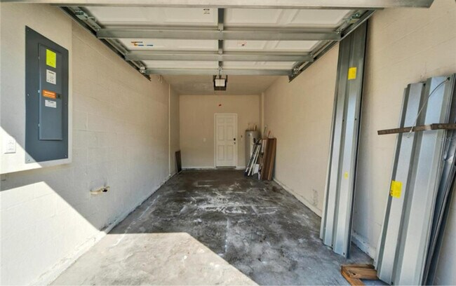 Building Photo - 8842 turnstone Dr
