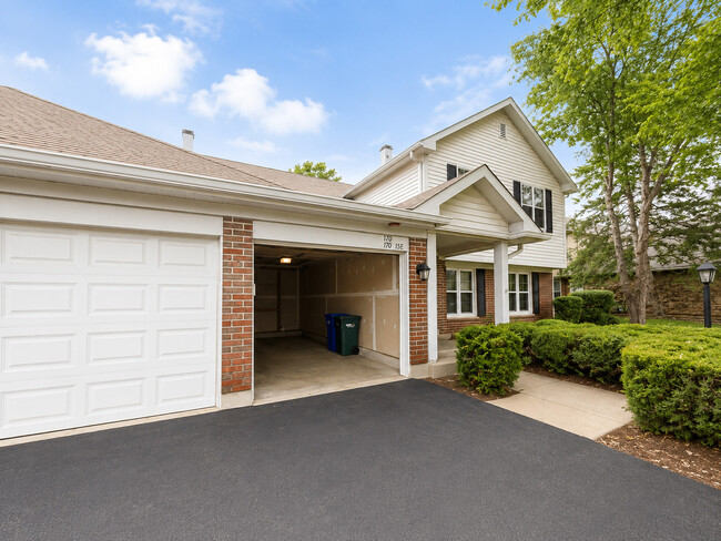 Building Photo - 174 E Bluewater Ln