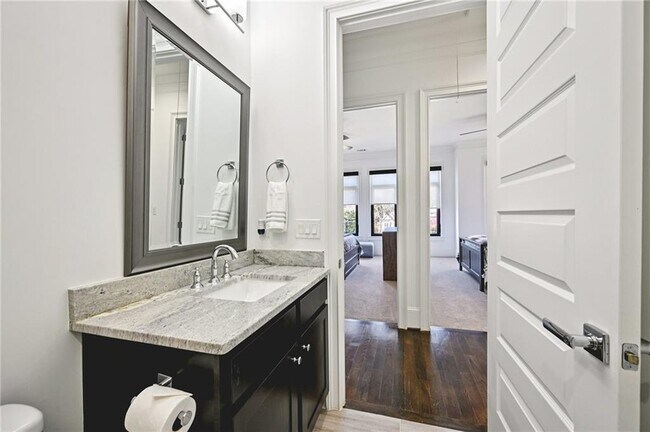 Building Photo - 1108 Briar Cove Cir