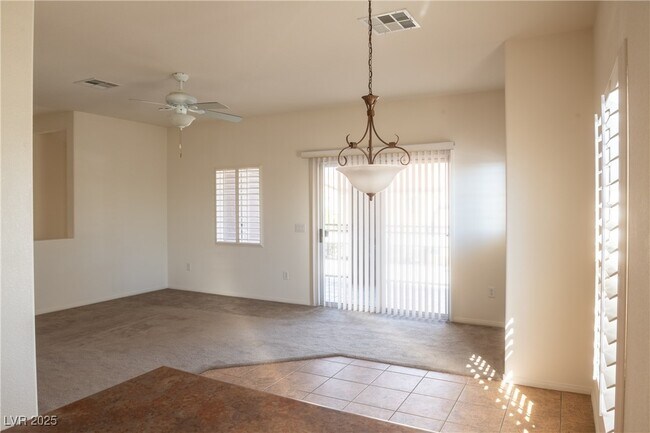 Building Photo - 3805 Ormond Beach St