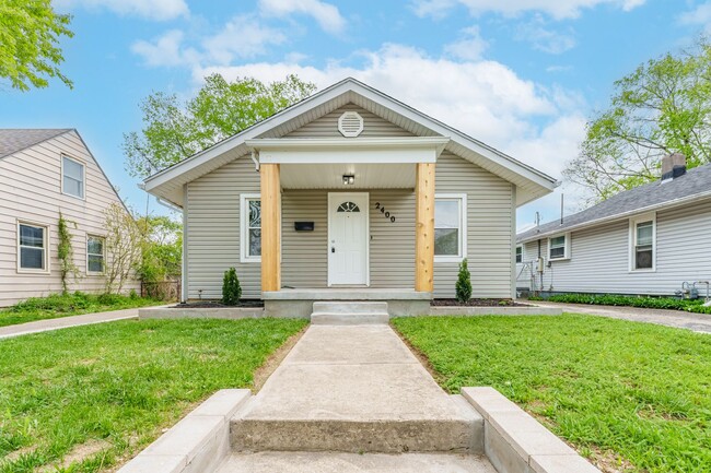 Building Photo - Completely redone 2 bedroom with 2 car garage