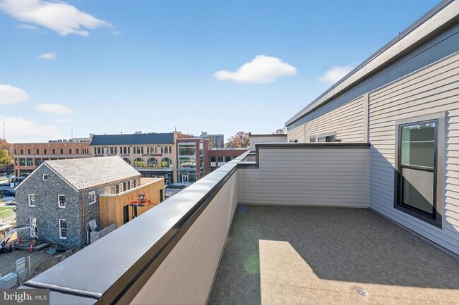 Building Photo - 5506 Topaz Ln