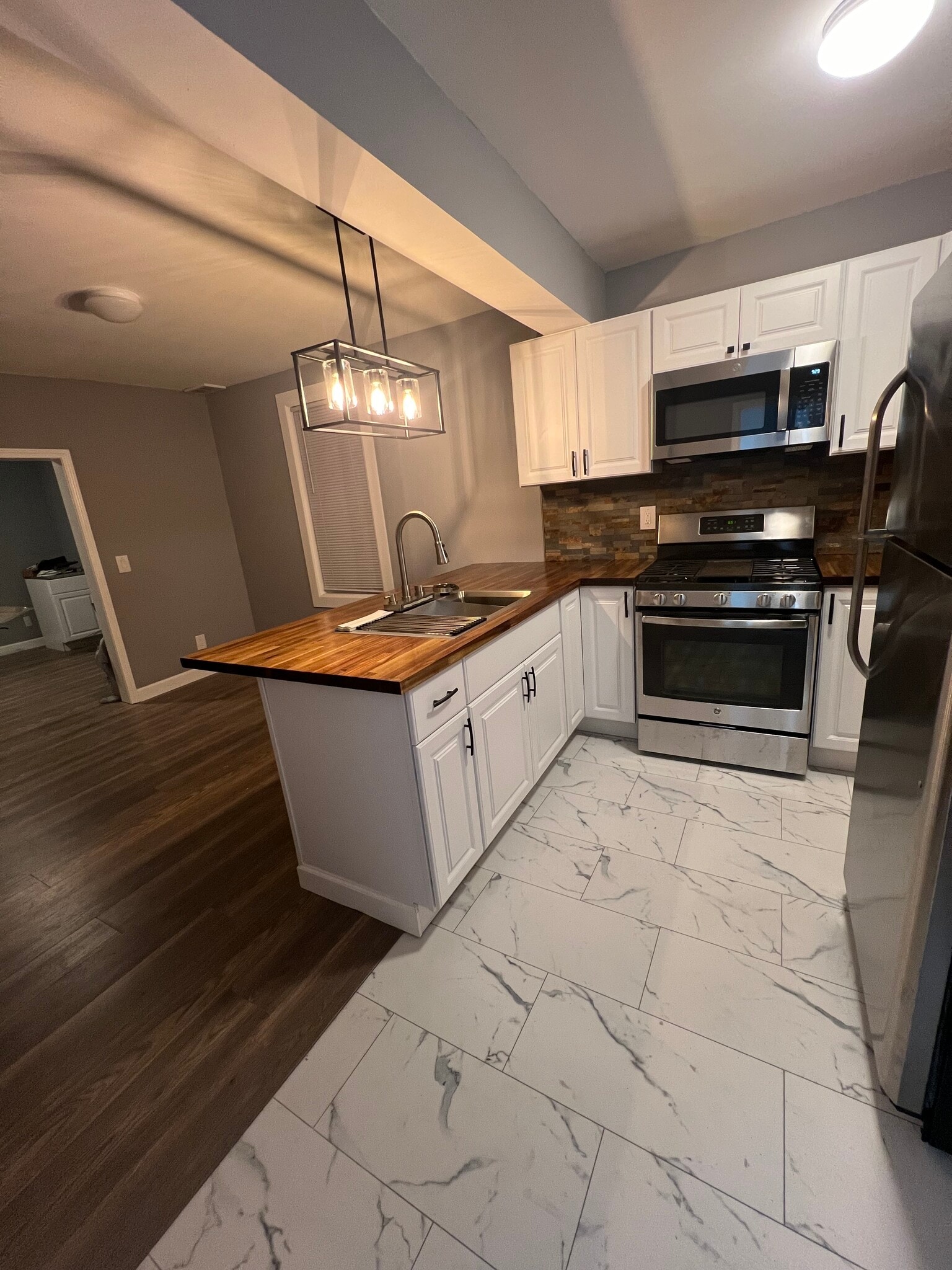 Building Photo - 3804 Dixie Hwy