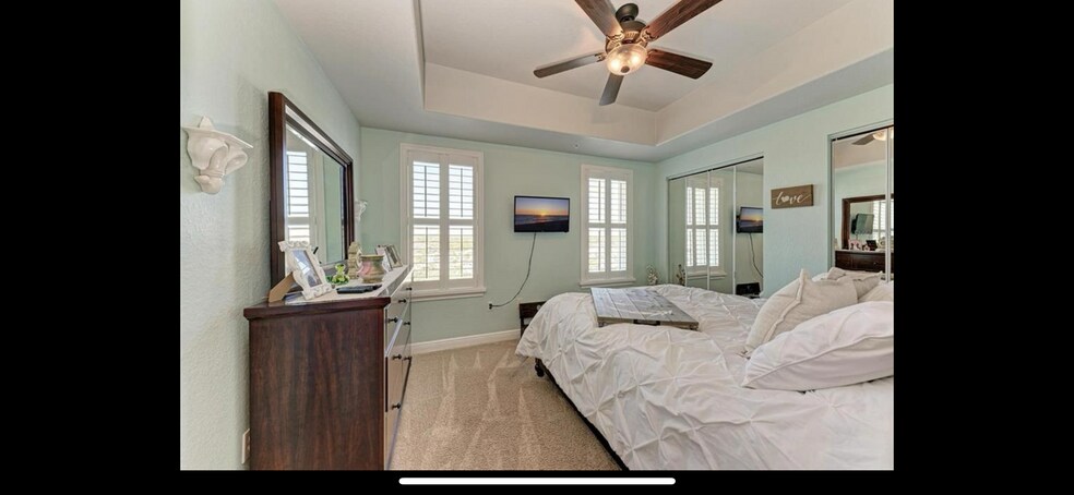 Building Photo - 501 Haben Blvd