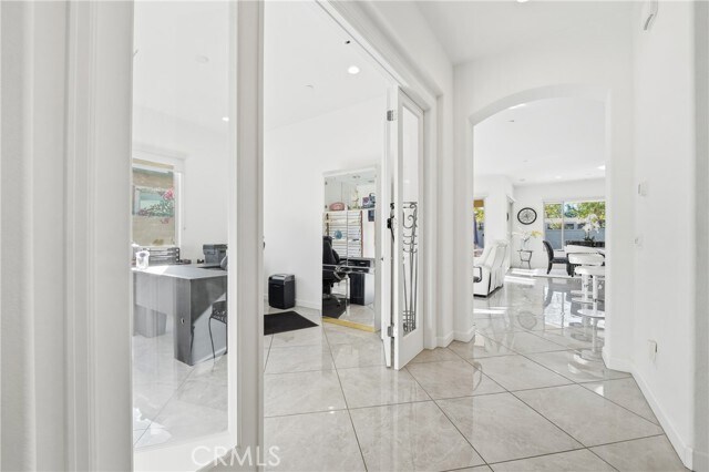 Building Photo - 61 Cabernet