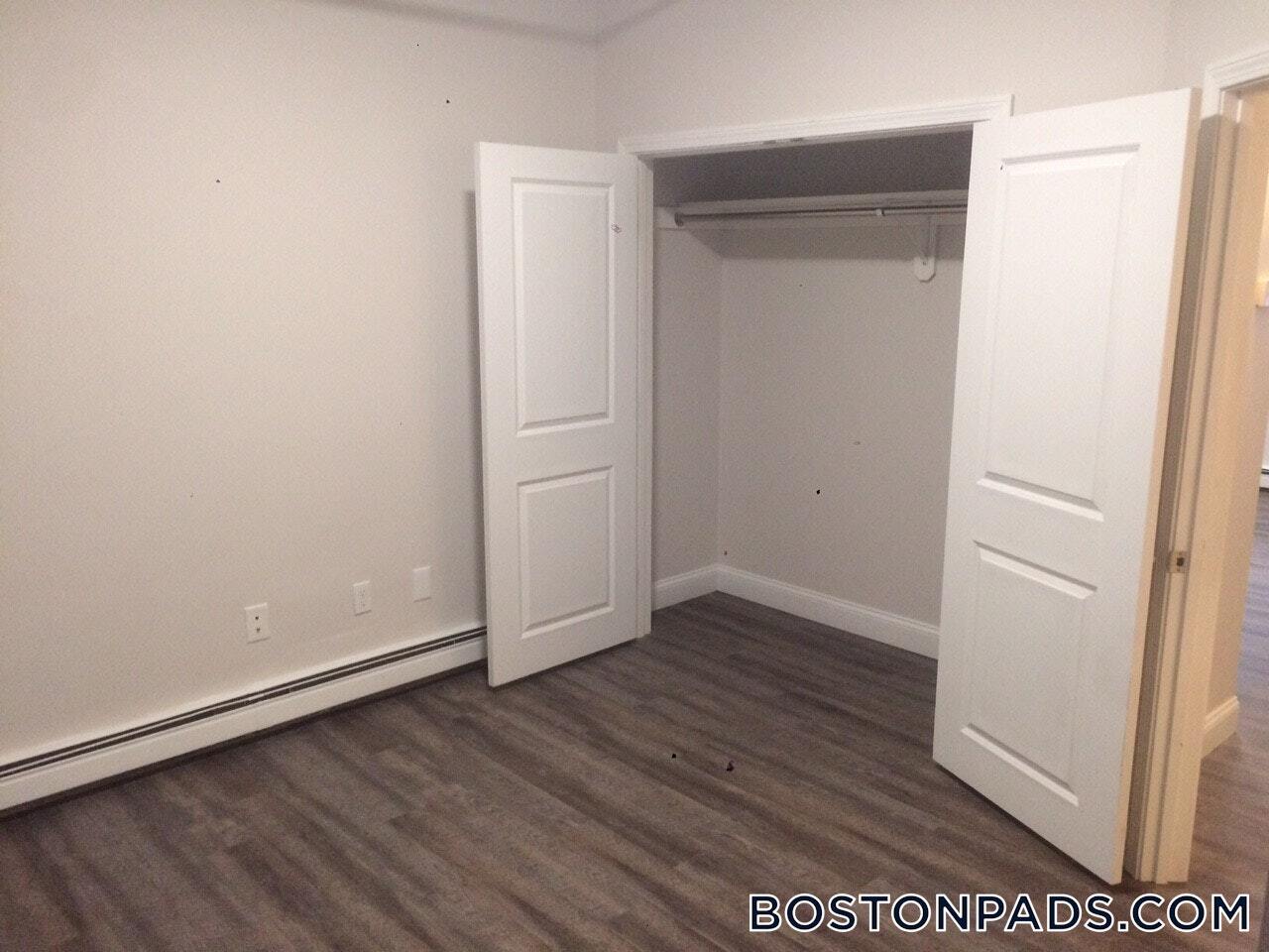 Building Photo - 89 Park Dr