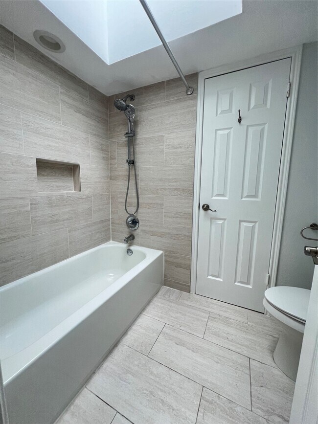 Building Photo - 6726 Saffron Hills Dr