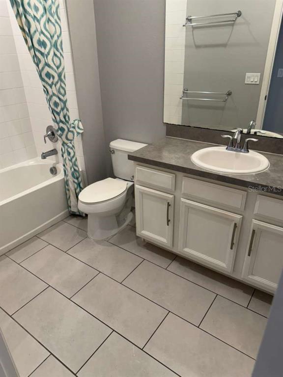 Building Photo - 1301 Clear Brook Pl