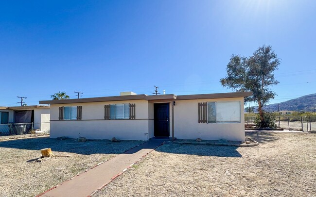 Building Photo - A 3 Bedroom 2 Bath Home with Guest House