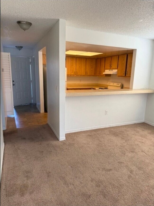 Building Photo - CORAL GARDENS 2-BEDROOM CONDO