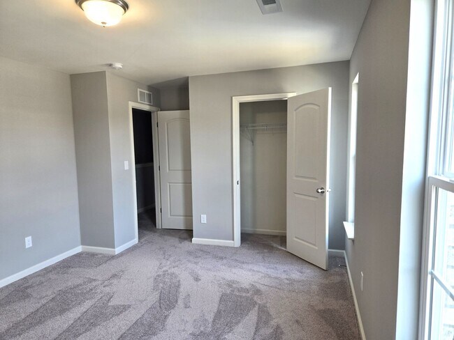 Building Photo - Masterson Hills  20260506