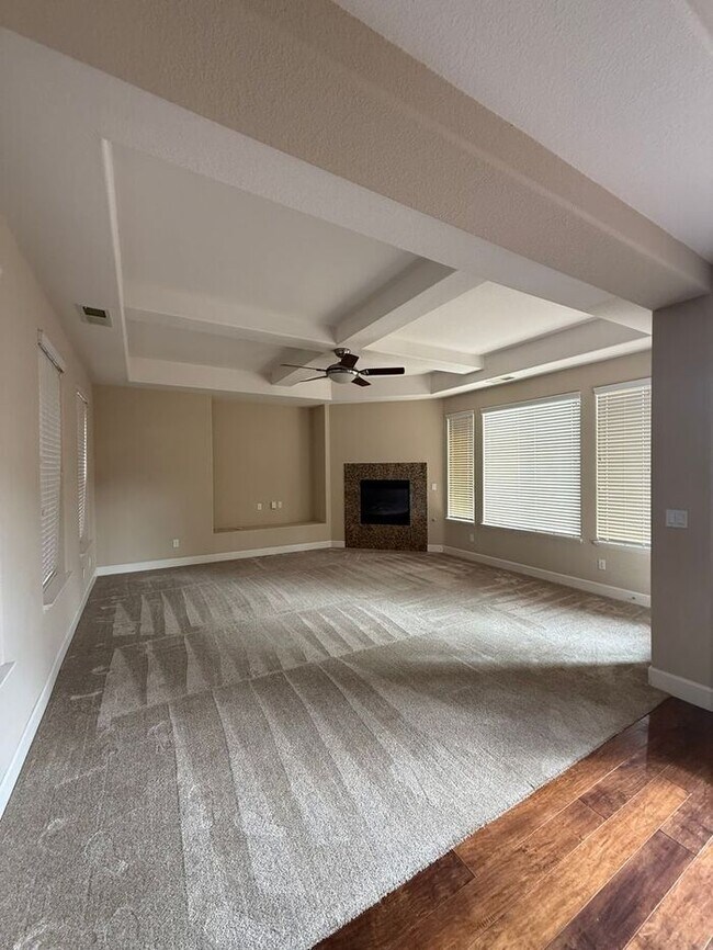 Building Photo - South Reno 3 Bed 4.5 Bath Home W/ Casita