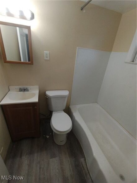 Building Photo - 148 Millet Ave