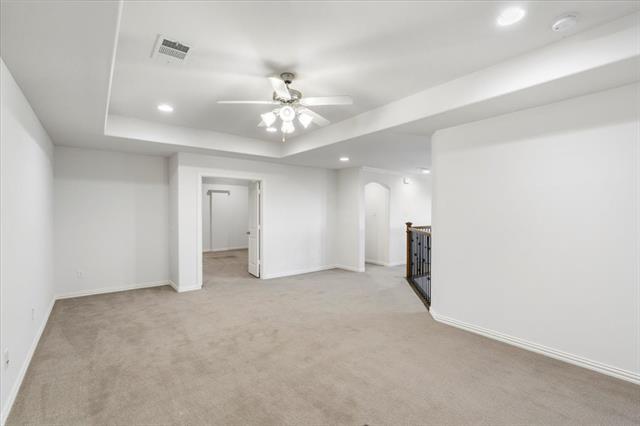 Building Photo - 910 Ontzlake Dr