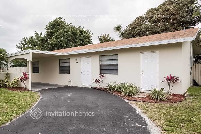 Building Photo - 636 Kingbird Cir