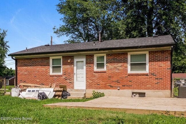 Building Photo - 7415 Hallmark Dr