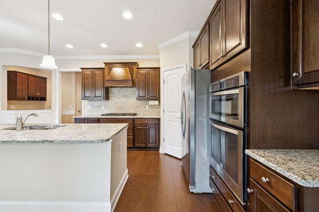 Building Photo - Sparkling clean 4 bedroom home in Spring H...