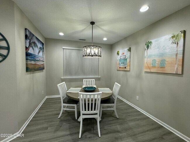 Building Photo - 8436 Dreams Float Ct