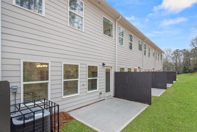 Building Photo - 4285 Notting Hill Dr SW