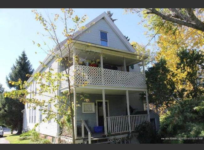 Building Photo - 1455 Congress St