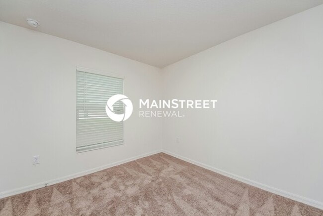 Building Photo - 4 Bedroom Pet-Friendly Home in Mascotte, FL with Main Street Renewal