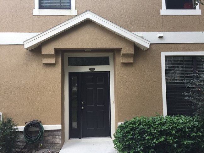 Building Photo - 5723 Kinglethill Dr