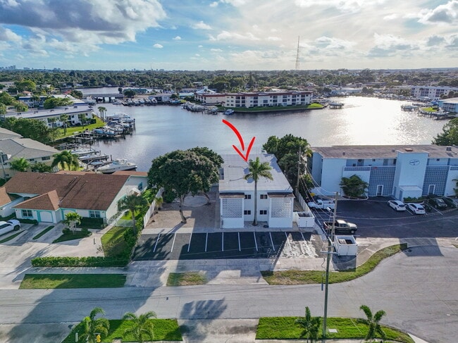 Building Photo - 624 Southwind Cir