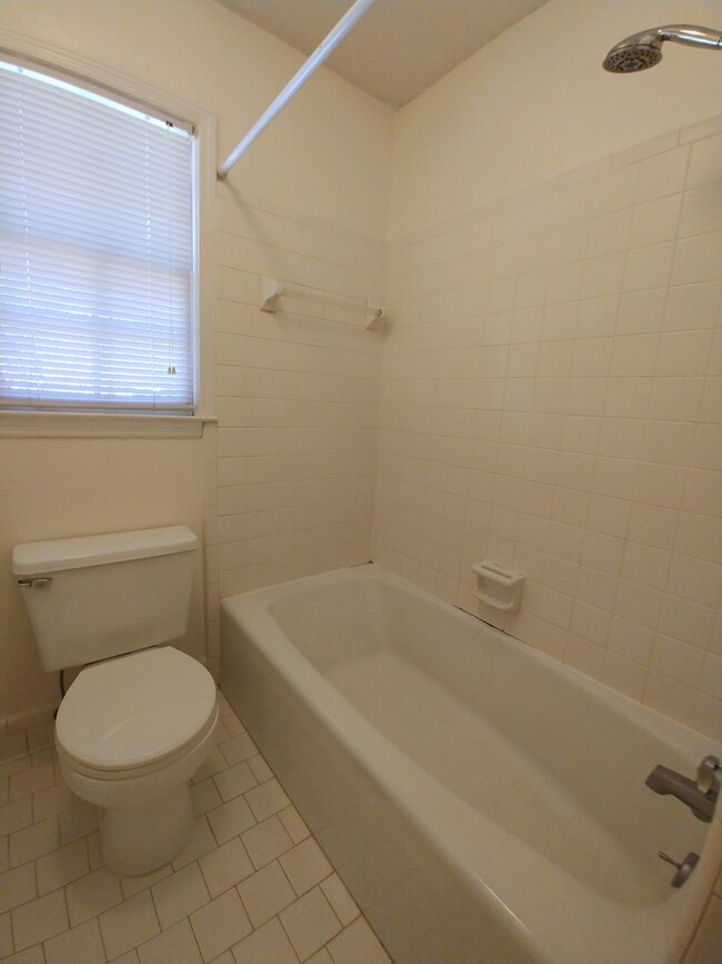 Building Photo - 2625 Partridge Dr