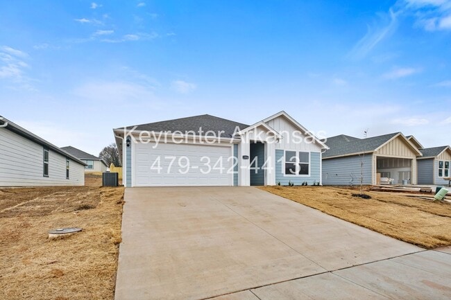 Building Photo - Gorgeous Home in Gentry!