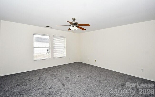 Building Photo - 8629 Buckhorn St