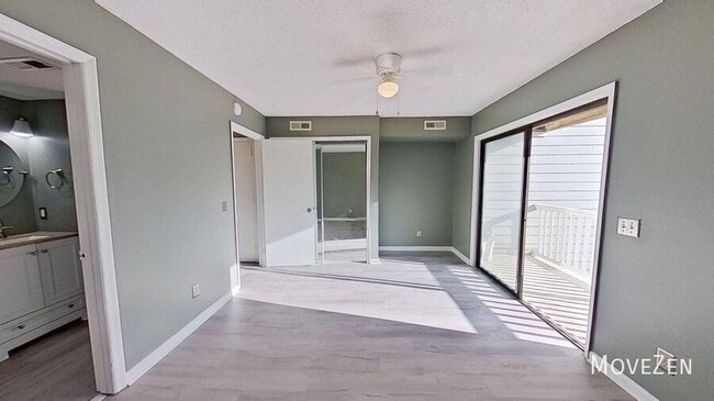 Building Photo - 1801 Canal Dr