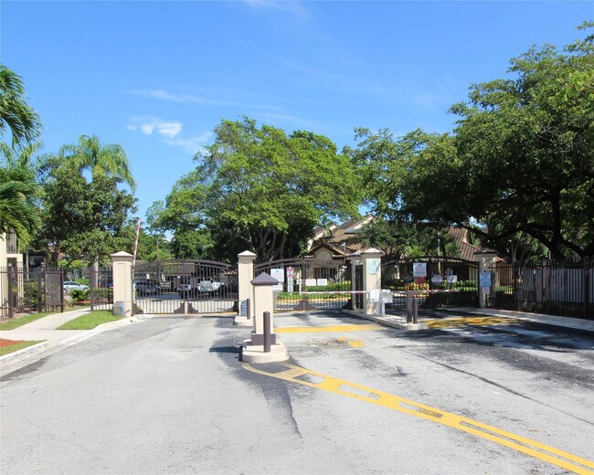 Building Photo - 4481 W McNab Rd