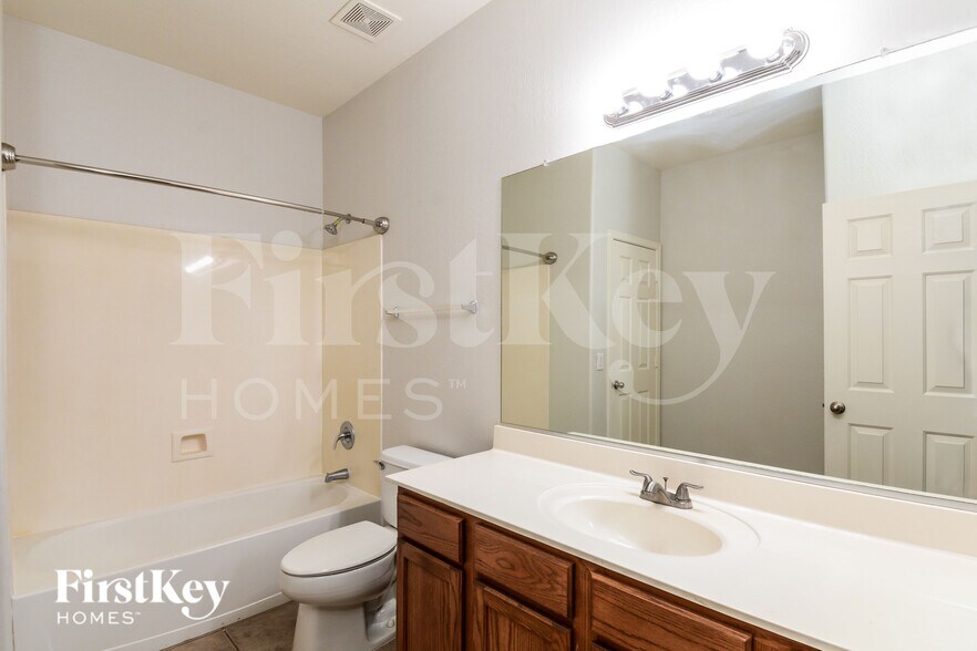 Building Photo - 13876 N 141st Ln