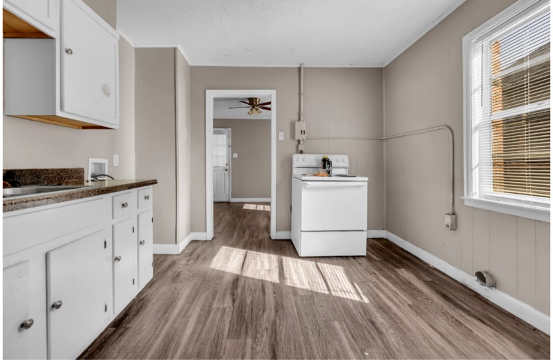 Building Photo - 769 Hilton St