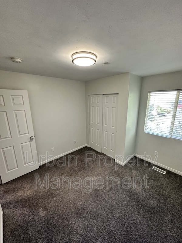 Building Photo - 11467 Open View Ln