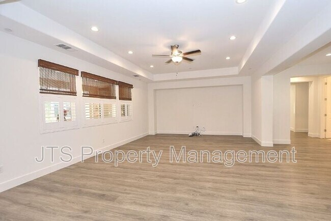 Building Photo - 4988 Amina Fair Way