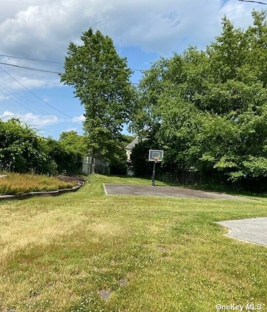 Building Photo - 42 Willets Dr