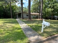 Building Photo - 101 Summit Dr