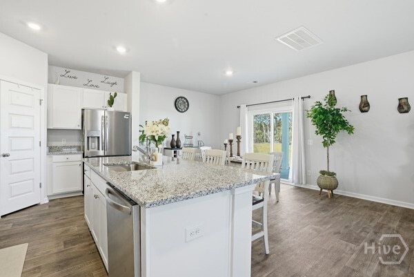 Building Photo - 100 Amethyst Dr