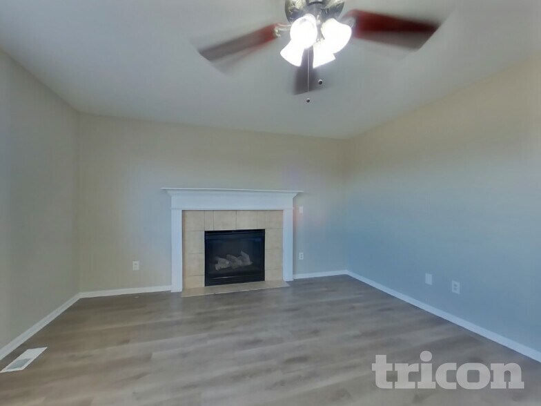 Building Photo - 13829 Josephine Ct