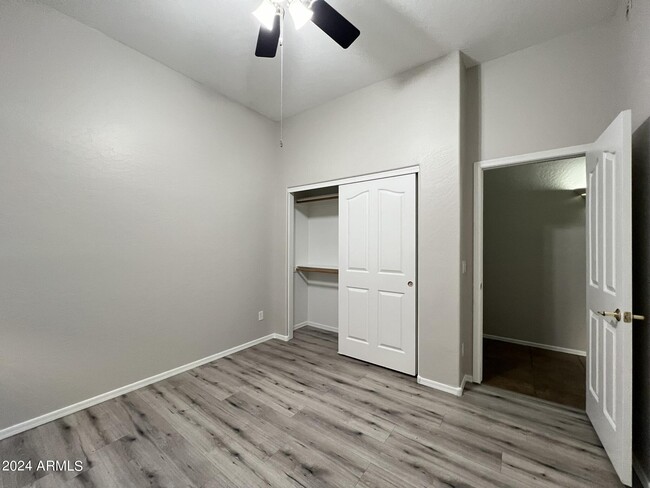 Building Photo - 3312 E Bluebird Pl
